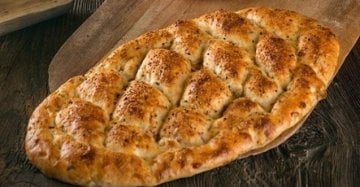 Ramazan Pidesi Yumurtalı Susamlı