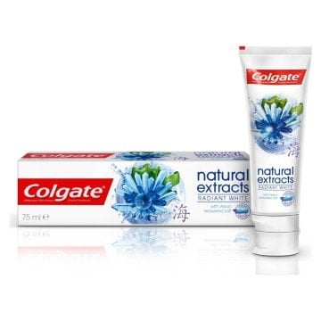 Colgate Natural Parlak Beyazlık Diş Macunu 75ml