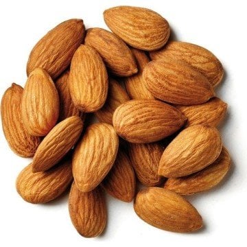 Badem Çiğ Kg