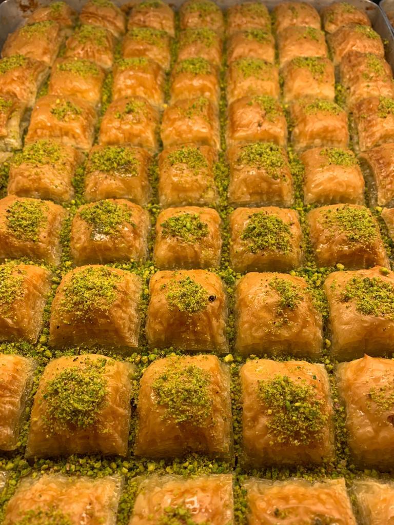 Fıstıklı Baklava Kg
